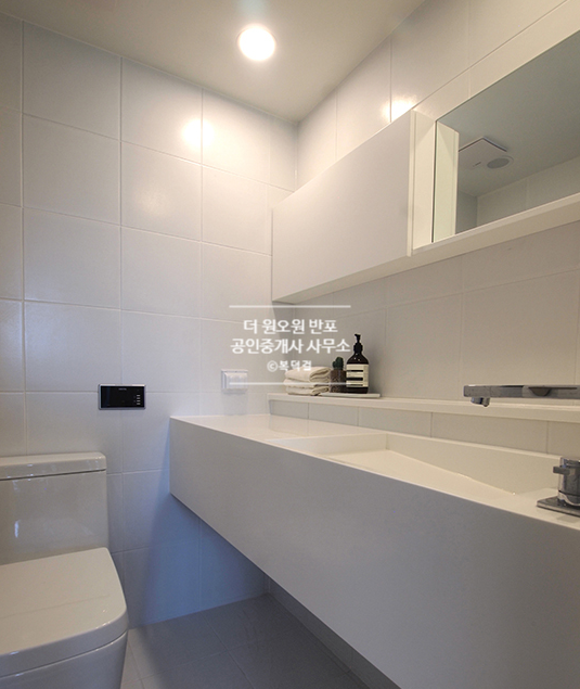 [반포 대장 아파트] 반포자이 아파트 · 59타입 · 올리모델링 세개 · 전세 14억 · 초품아, 강남신세계, 숲뷰, 더블 초역세권 현장 사진 23