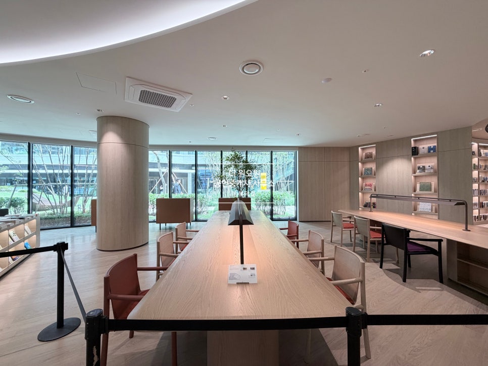 [커뮤니티 끝판왕] 디에이치 방배 25평 · 최저가 전세 12.2억 · 이제 막 입주 시작한 최신축 단지 · 실거주 만족도 최최최상! 현장 사진 7