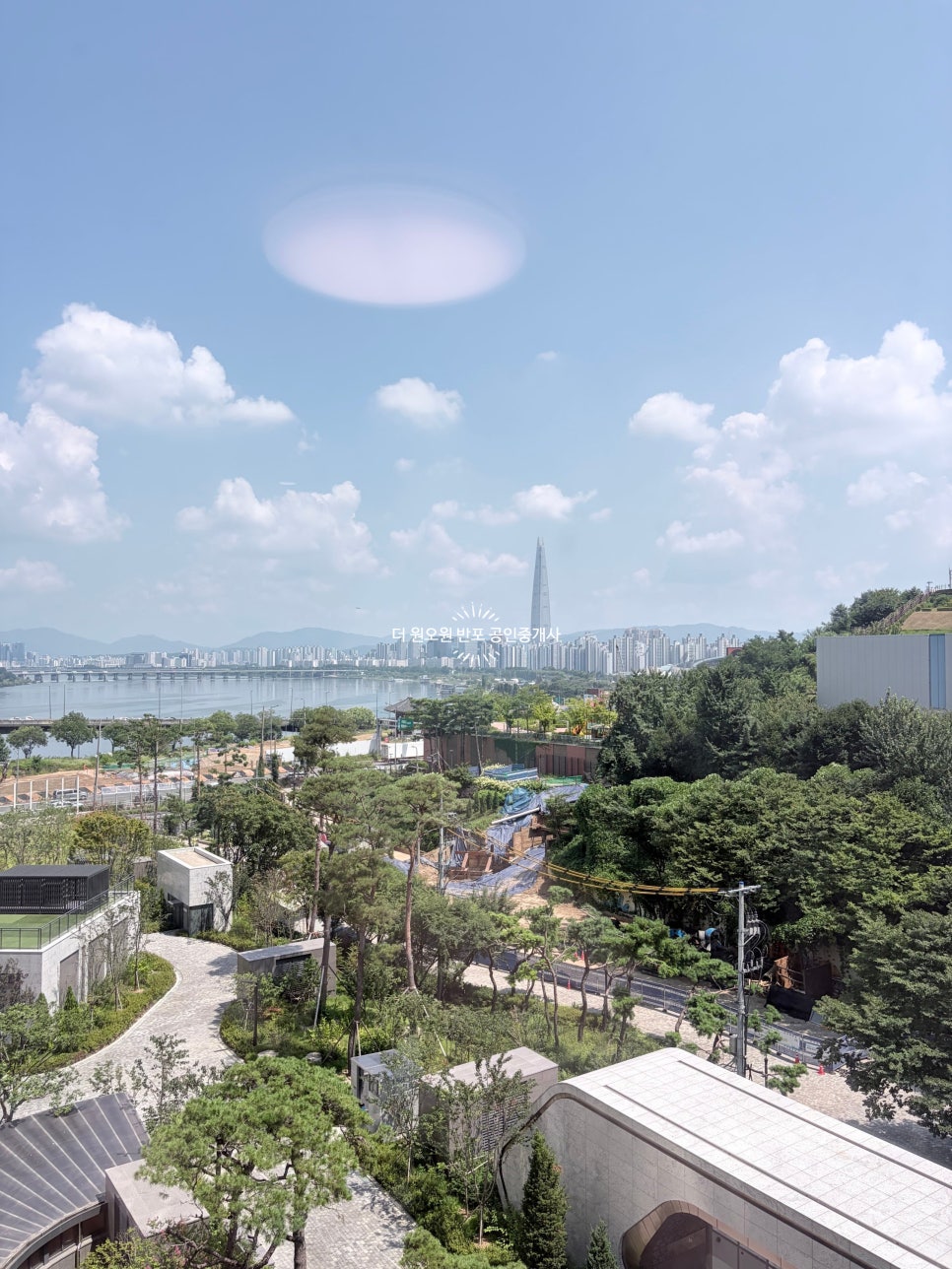 청담르엘 마지막 전세 세대 l 84B타입 한강 및 롯데타워 더블 조망 현장 사진 2