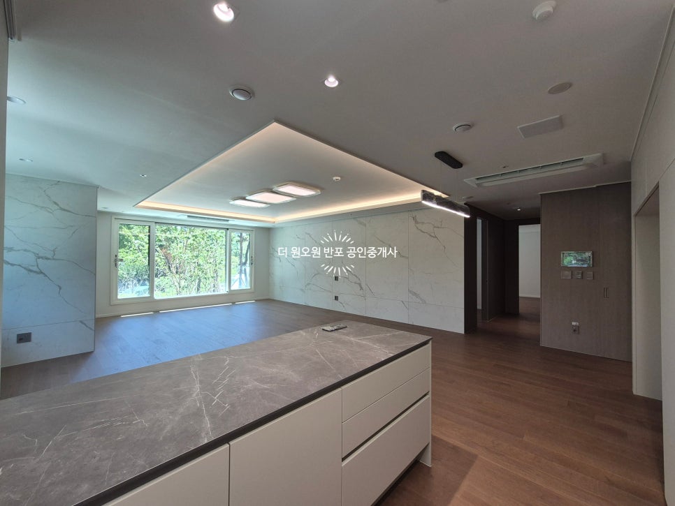 [반포 래미안 트리니원] 50평 테라스세대 l 희소성높은 월세 매물 현장 사진 5