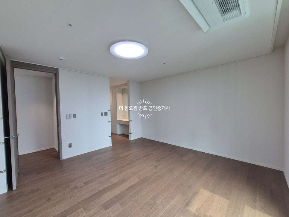 [반포 래미안 트리니원] 55평형 역대급 최저보증금 파격조건! 현장 사진 13