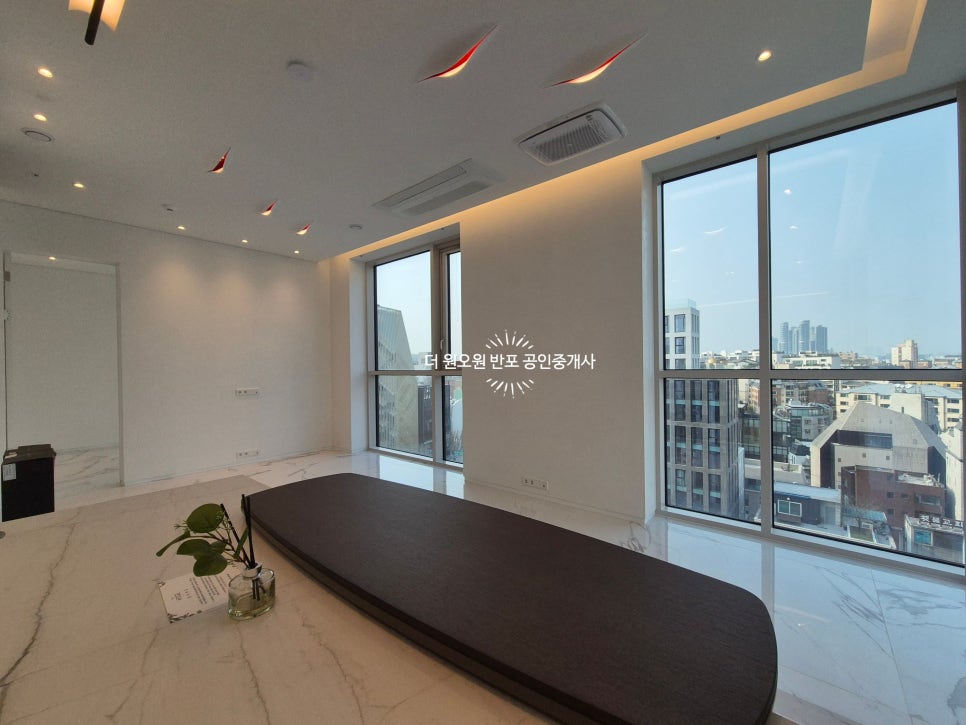 [디아포제502] 전용16평 l 압도적인 최저가! 도산대로 탁 트인 뻥뷰 현장 사진 4