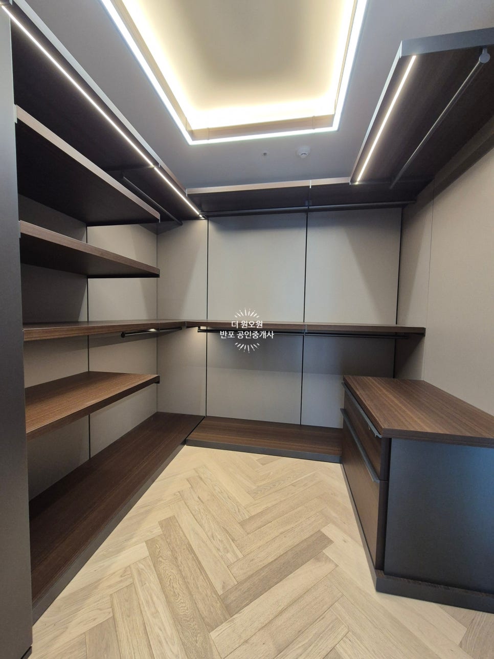 [몬트레아 한남] (전용 약 24평 · 79타입) 2Bed+욕실2개 100% 자주식 주차 현장 사진 11