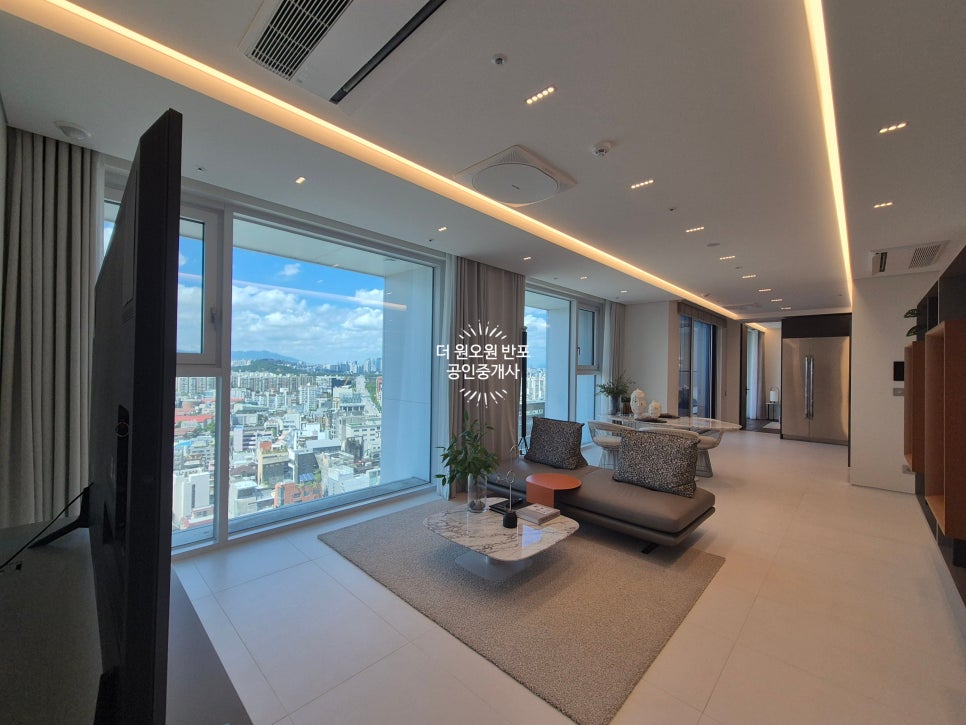[포도더블랙] 세컨하우스 추천, 도산대로뷰 2Bed 월세 현장 사진 3