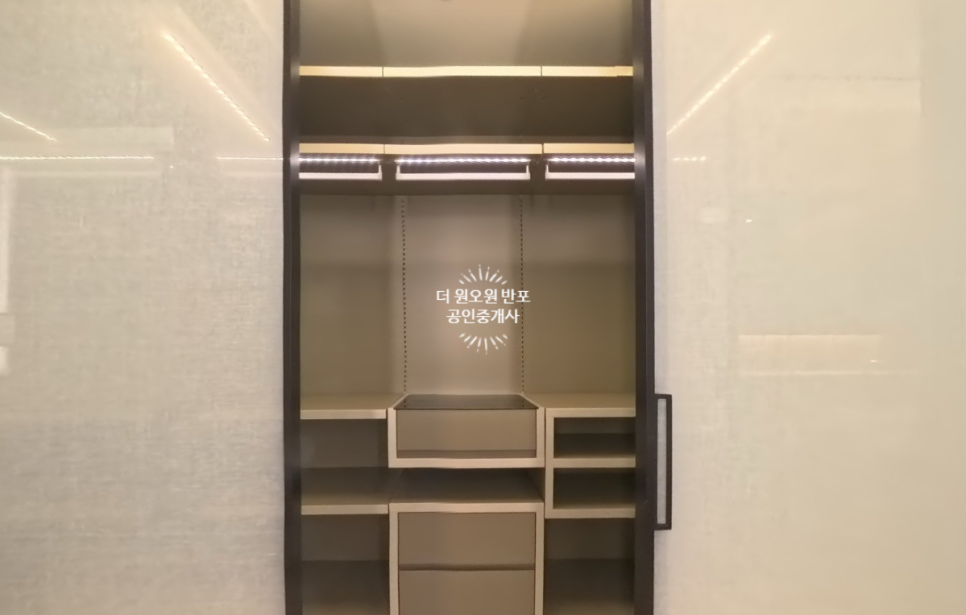[롯데월드타워 시그니엘] 석촌호수 뷰 월세매물, 남향 조망 현장 사진 13
